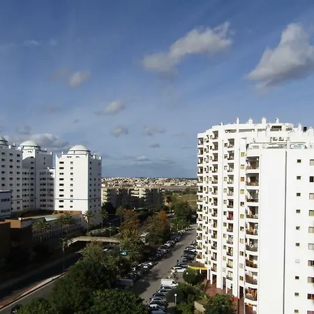 Mesa E Casa Encantada - Praia Da Rocha * Портиман